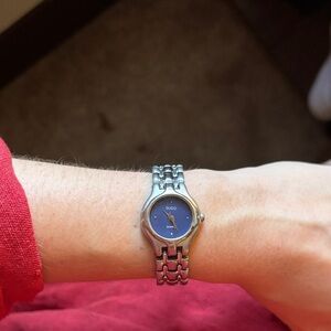Gucci Silver Watch with Navy Dial FUNCTIONING